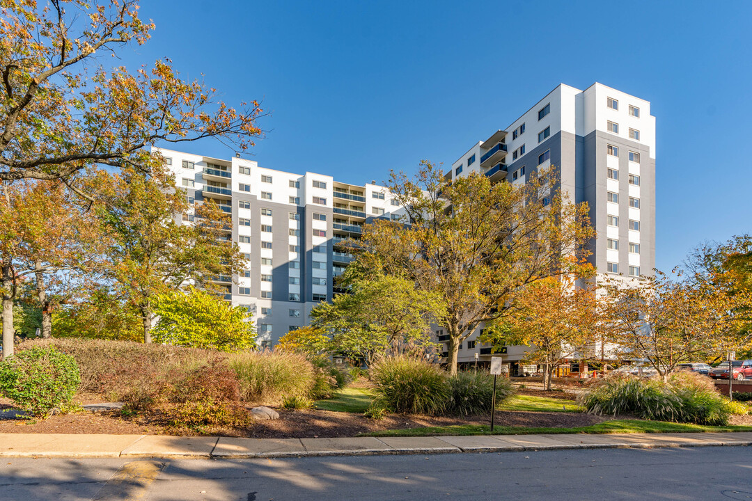 Takoma Overlook Condominium in Takoma Park, MD - Building Photo