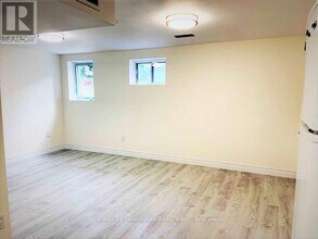 6 Dempster St in Toronto, ON - Building Photo - Building Photo