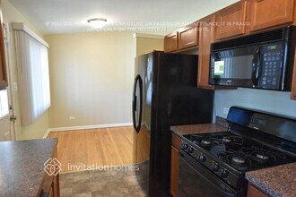 1902 E Evergreen St in Wheaton, IL - Building Photo - Building Photo