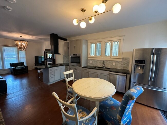 1118 Hilliard Ave, Unit Apt. #1