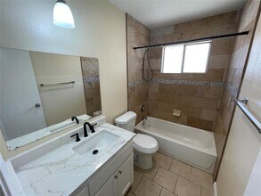 11404 Powder Mill Trail in Austin, TX - Building Photo - Building Photo