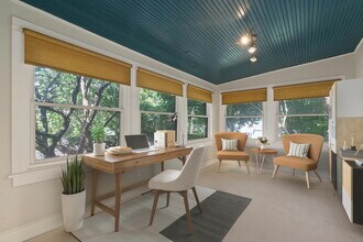 1110 E Live Oak St in Austin, TX - Building Photo - Building Photo