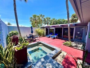 234 Pine Ave in Lauderdale-by-the-Sea, FL - Building Photo - Building Photo