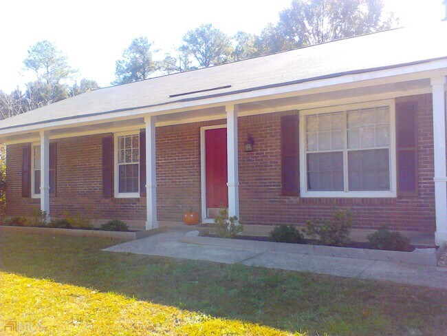 property at 1631 Rolling Hills Trail SE