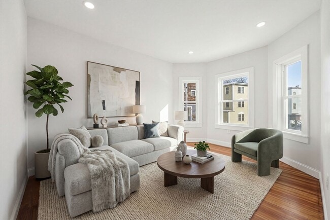 property at 53 Woodford St