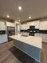 23417 Naches Peak Ln in Black Diamond, WA - Building Photo - Building Photo