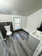 2926 E 130th St in Cleveland, OH - Building Photo - Building Photo