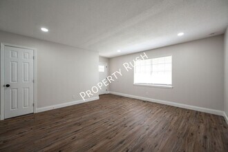 7711 Nautical Way in Chattanooga, TN - Building Photo - Building Photo