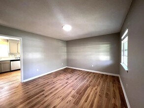 407 Stirrup Ct in Charlotte, NC - Building Photo - Building Photo