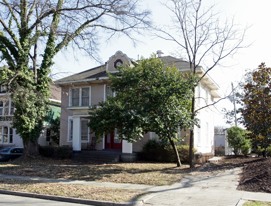 1527 Monroe Ave in Memphis, TN - Foto de edificio