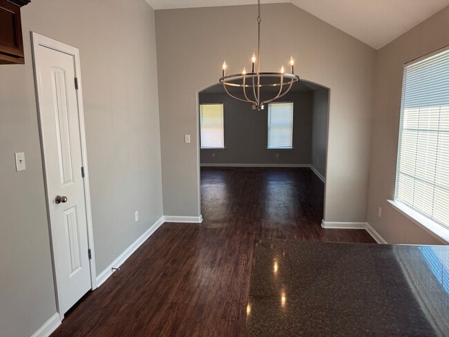 6125 Humphreys Dr in Olive Branch, MS - Building Photo - Building Photo