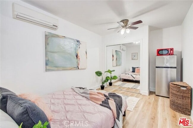 property at 1856 W 14th St