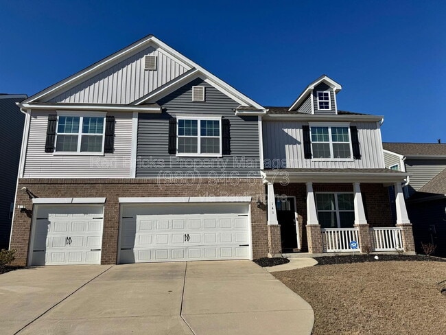 property at 141 Giant Oak Ave