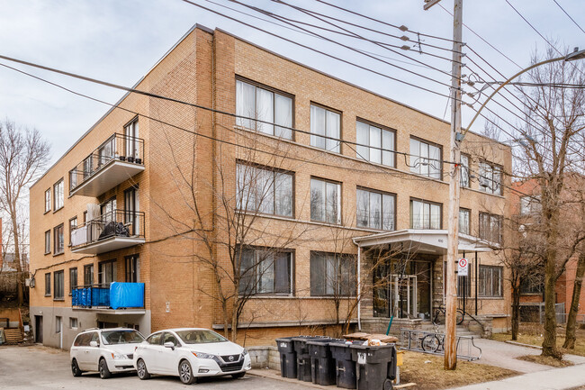 4640 Plamondon Av in Montréal, QC - Building Photo - Building Photo