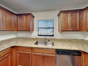 14411 Alistar Manor Dr in Wimauma, FL - Foto de edificio - Building Photo