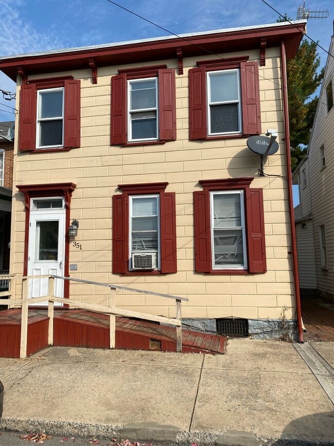 property at 351 W North St