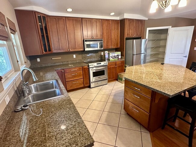 property at 12 Honuhula St