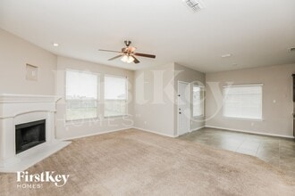 1205 Jake Ct, Unit 1206-A in Weatherford, TX - Foto de edificio - Building Photo