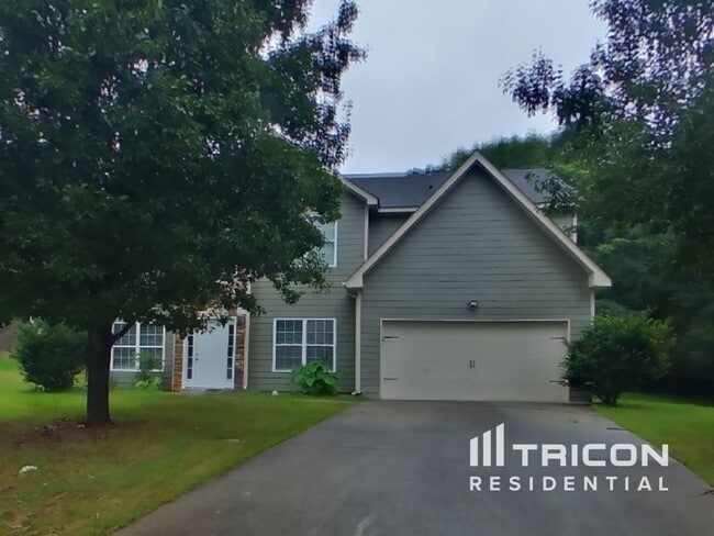 821 Monroe Ct in Braselton, GA - Building Photo - Building Photo