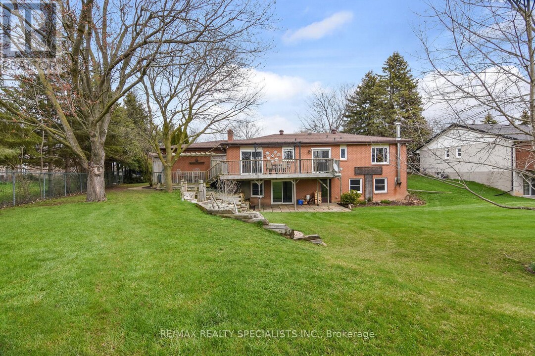 12410 OLD KENNEDY BSMT Rd in Caledon, ON - Building Photo