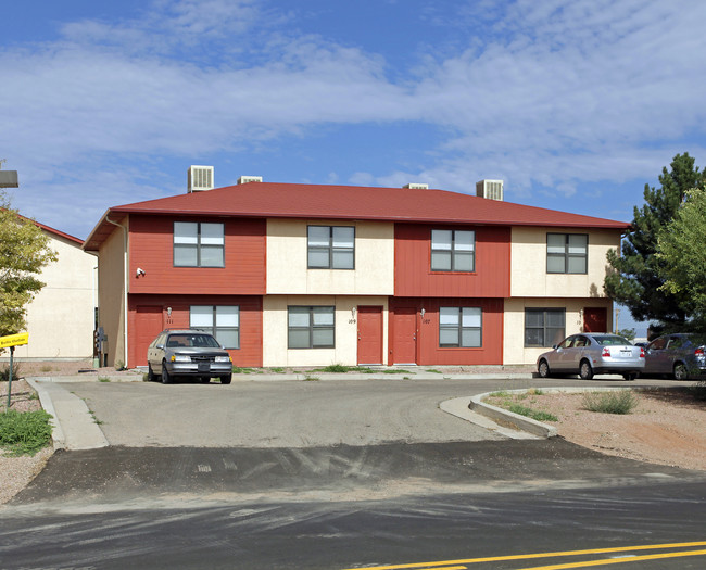 178-200 E Spaulding Ave in Pueblo, CO - Building Photo - Building Photo