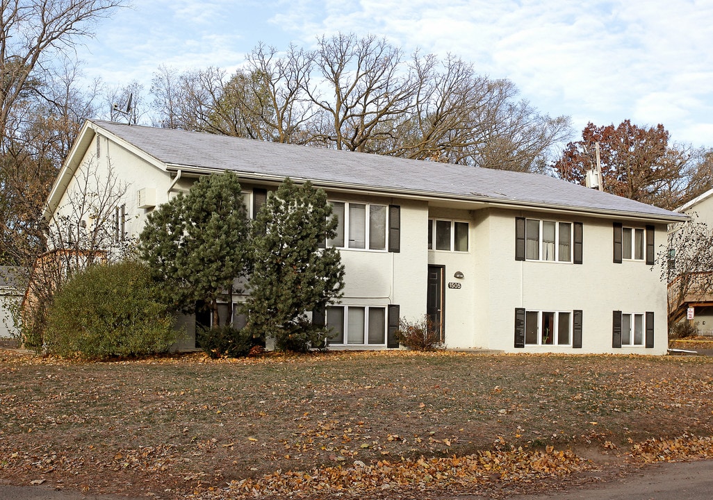 1505 Mcafee St in St. Paul, MN - Foto de edificio