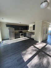 312 Glenellen Loop Rd in Midway Park, NC - Building Photo - Building Photo