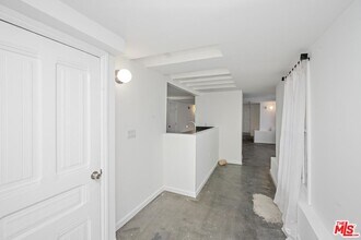 1664 W 12th St in Los Angeles, CA - Building Photo - Building Photo