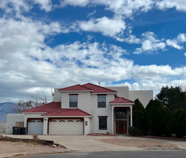 2102 Rivers Edge Dr NE in Rio Rancho, NM - Building Photo - Building Photo