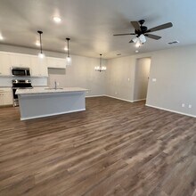 1225 Preston Trails in Wolfforth, TX - Building Photo - Building Photo