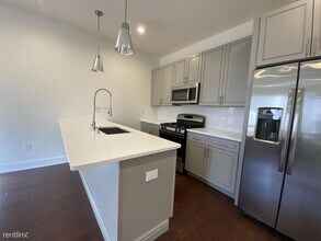 1419 N 7th St-Unit -Unit 2 in Philadelphia, PA - Building Photo - Building Photo
