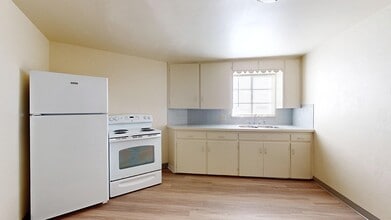 Townhomes at Two Creeks in Lakewood, CO - Foto de edificio - Building Photo