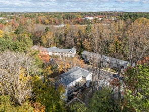 Dunwoody Exchange Apartments in Atlanta, GA - Building Photo - Building Photo