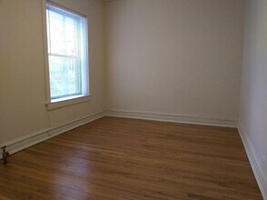 705 W Cornelia Ave in Chicago, IL - Building Photo - Building Photo
