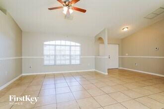 421 NW 17th Pl in Cape Coral, FL - Building Photo - Building Photo