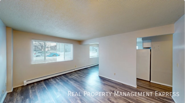 2 Bed 1 Bath Apartment in Sioux Falls, SD - Foto de edificio - Building Photo