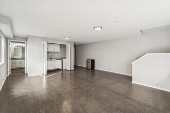 9215 Linden Ave N in Seattle, WA - Building Photo - Building Photo