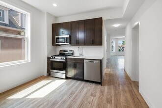 1921 W Summerdale Ave in Chicago, IL - Building Photo - Building Photo