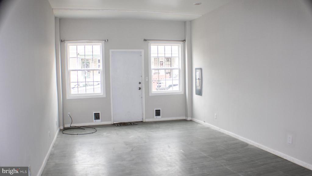 112 W Coal St in Shenandoah, PA - Building Photo