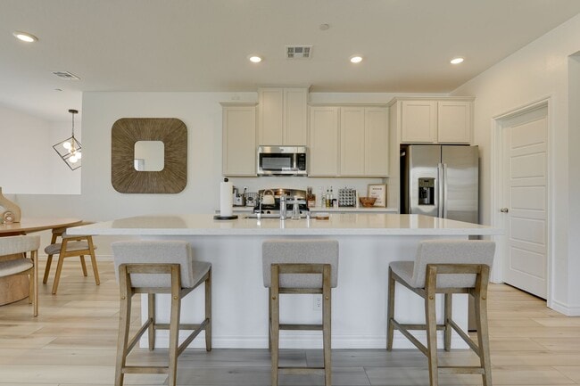 property at 600 N Carriage Hill Dr