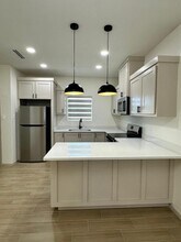 2100 E San Andrea St in Edinburg, TX - Building Photo - Building Photo