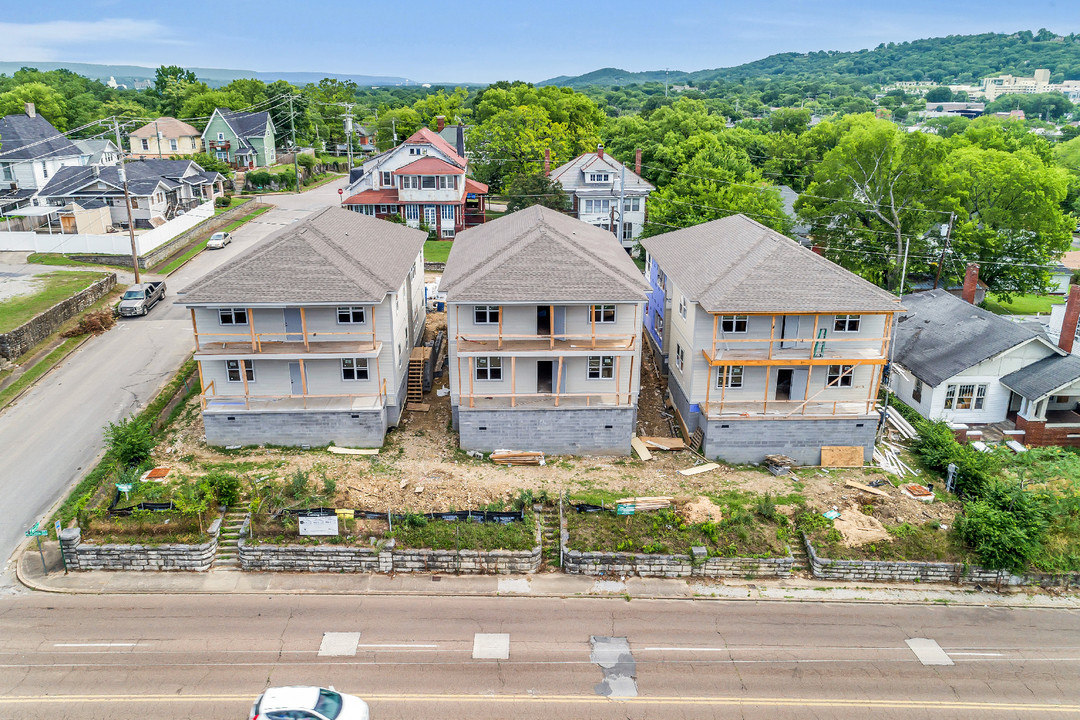 2003 McCallie Ave in Chattanooga, TN - Building Photo