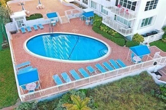 3850 Galt Ocean Dr, Unit 1810 in Fort Lauderdale, FL - Building Photo - Building Photo