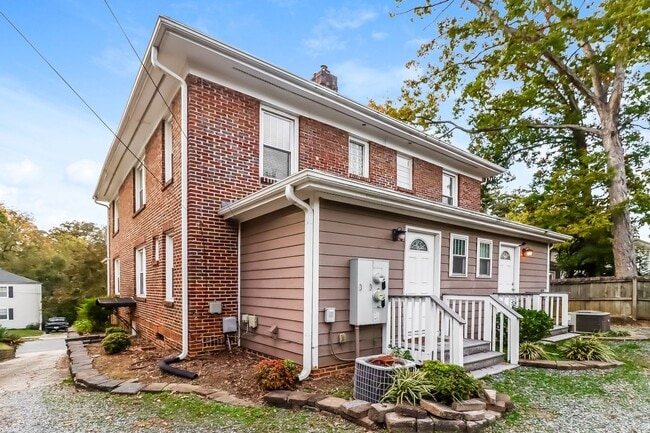 2125 Kirkwood Ave in Charlotte, NC - Building Photo - Building Photo