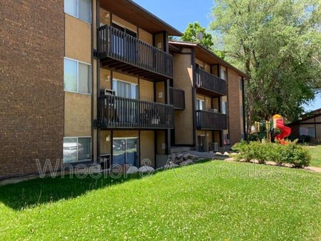 property at 2650 Jefferson Ave