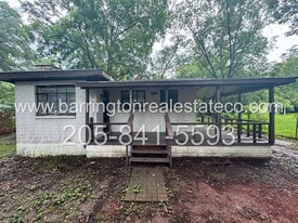 122 Gwin Ave in Bessemer, AL - Building Photo