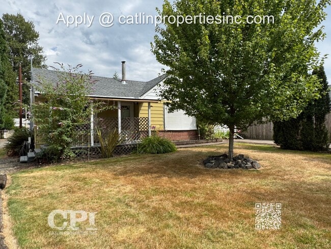 property at 124 S Vista Way