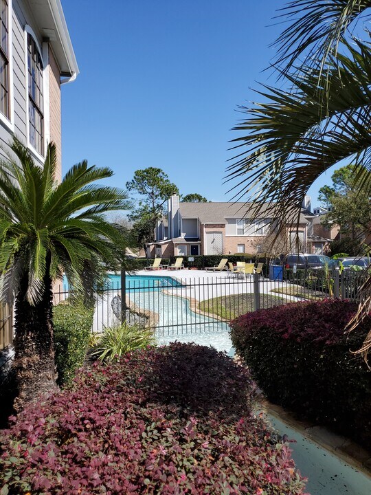 Harbour Bay in La Porte, TX - Foto de edificio
