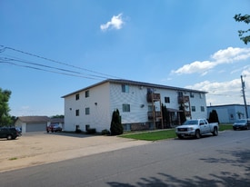 4010 W 4th St in Winona, MN - Building Photo