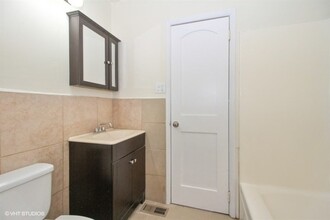 22249 Latonia Ln in Richton Park, IL - Foto de edificio - Building Photo